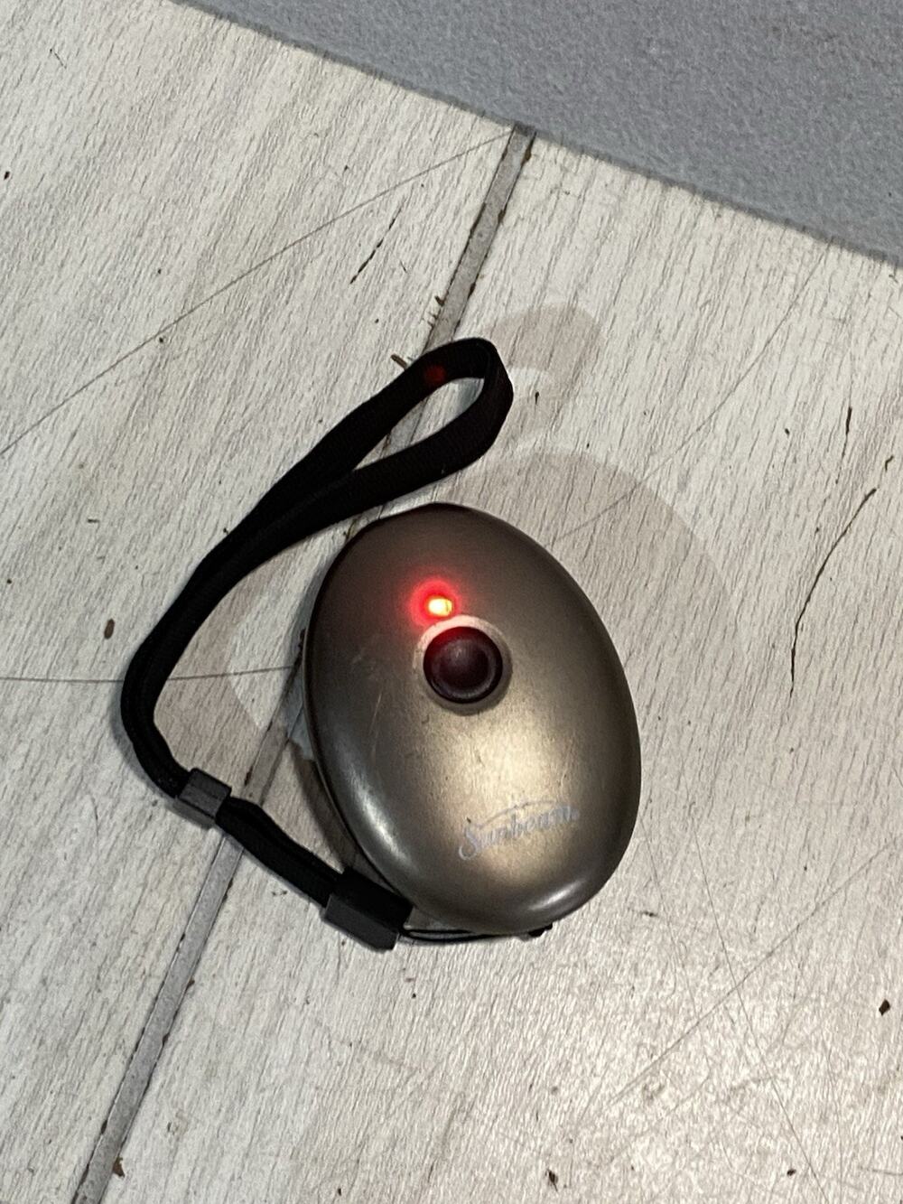 Sunbeam Sonic Egg (SBBCU2) Ultrasonic Dogs Anti Barking Bark Deterrent Device BP